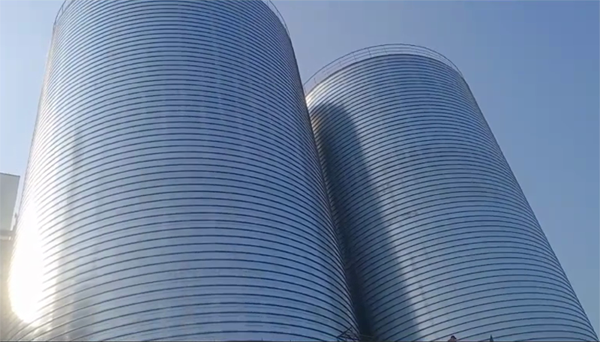 改则2座混凝土高架卷板仓